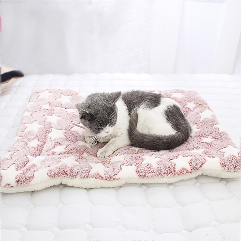 Soft Flannel Thickening Pet Soft Fleece Pad Pet Blanket Mattress Puppy Cat  Sofa Mat Home Carpet Warm Sleep Set Dog Bed