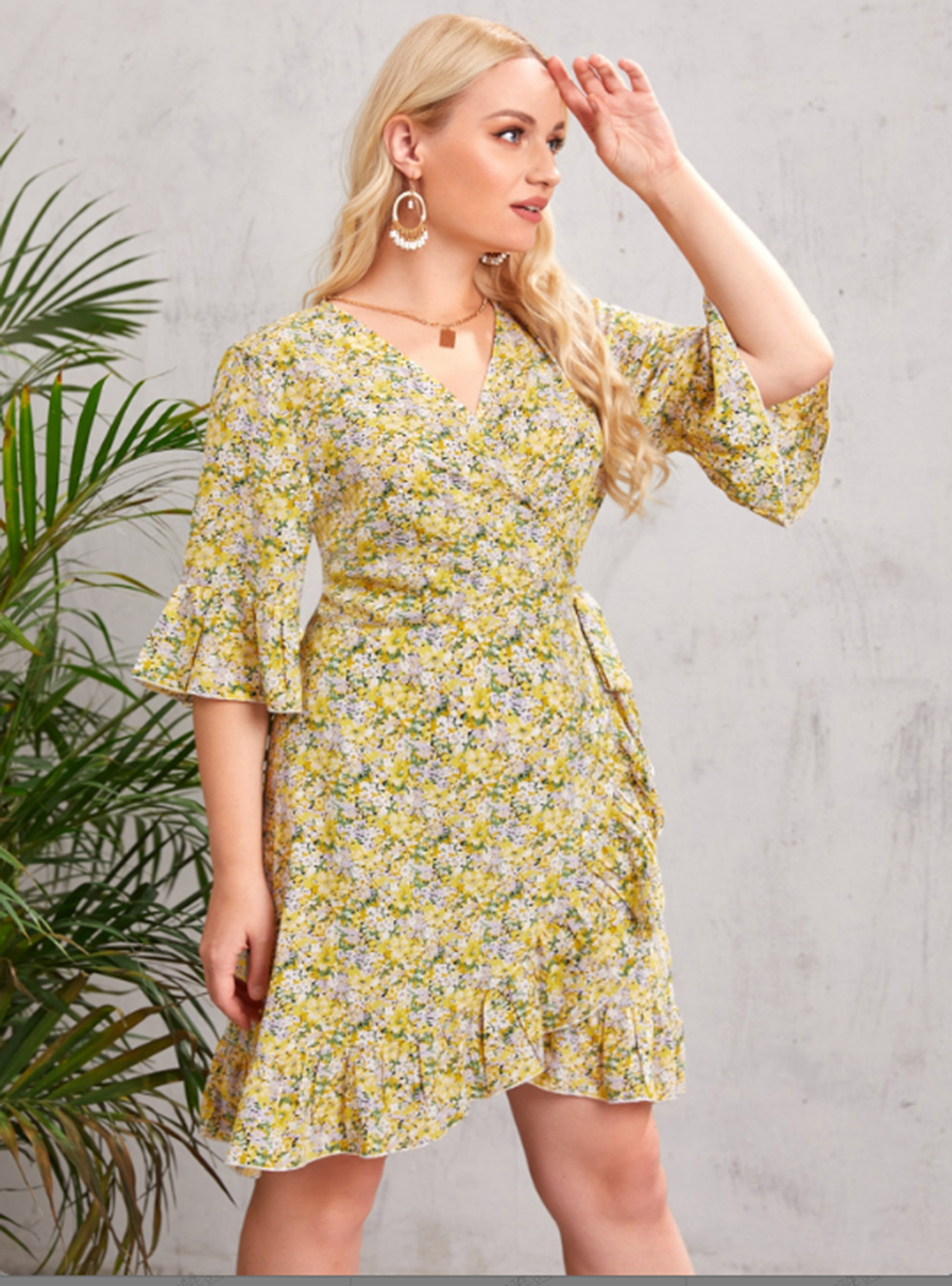 Verdusa Plus Size Floral Boho Dress - Women's Long Sleeveless Wrap Dress With Belted Waist
