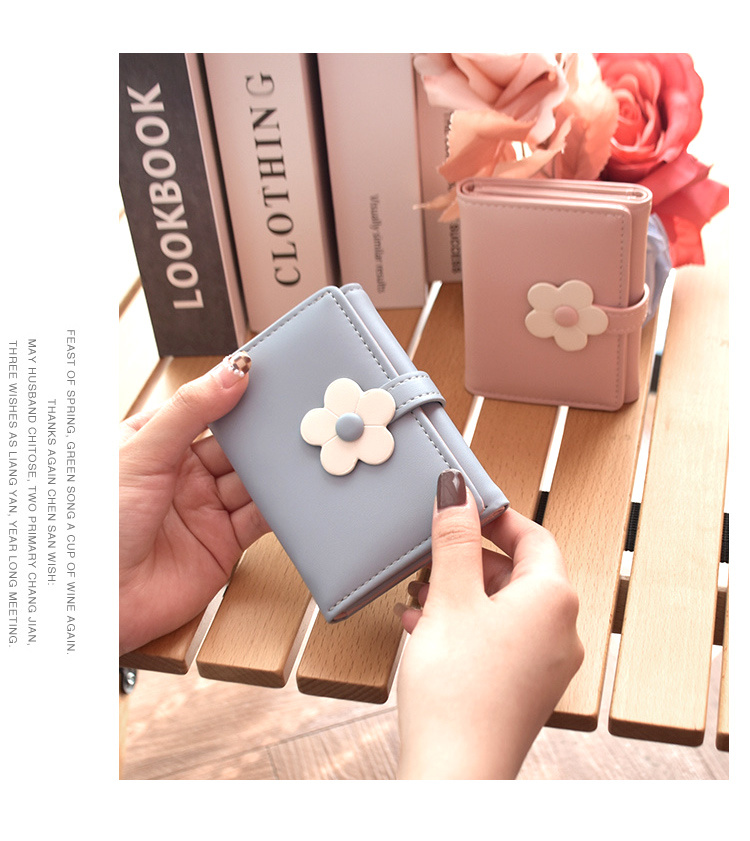 Cute Small Wallet, Women's Trifold Wallet, Flower Print Card Holder With Id  Window & Cash Pocket - Temu