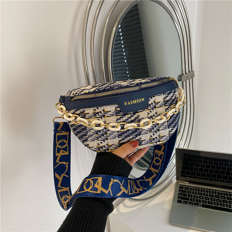 Bum bag outlet chain strap