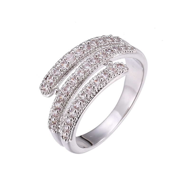 Simple And Elegant Ring With Zirconia