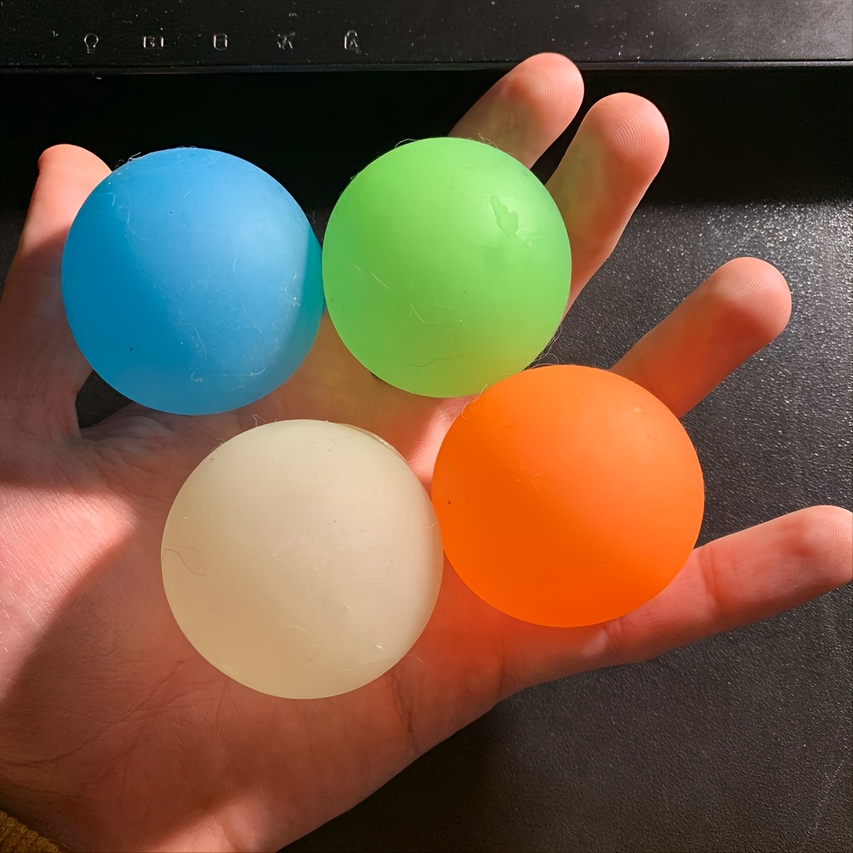 

1/2/4pcs Sticky Wall Balls Ceiling Balls, Squishy Ball Glow Toys For Kids And Adults
