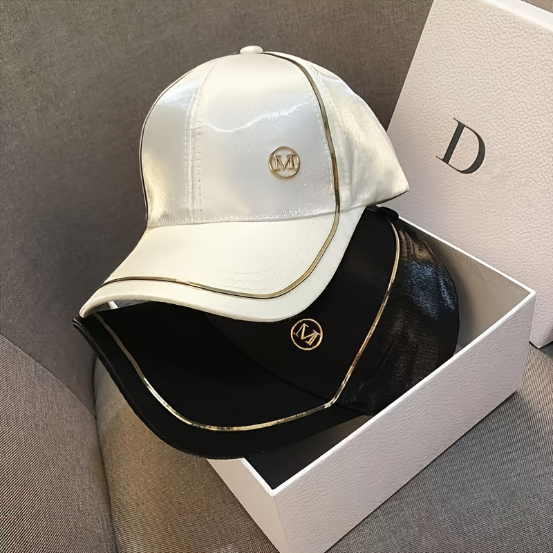 

Women's Fashion Baseball Cap With Letter Detail - Perfect For Fall And Winter For Women & Men
