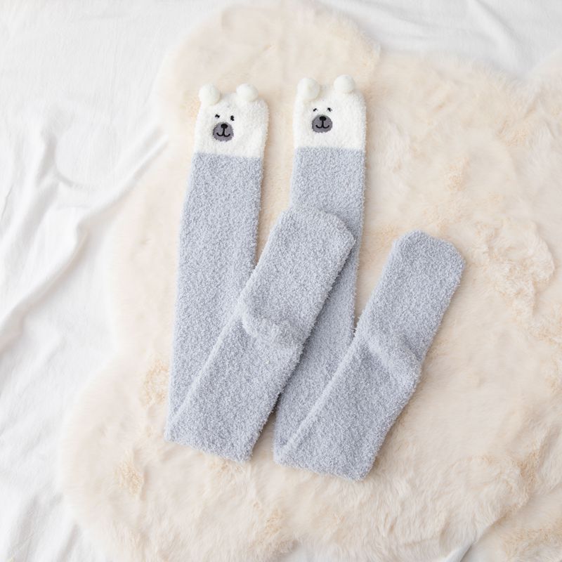Leggings, Bed, Fuzzy Socks - Winter Uniform Complete. : r/socksoverleggings