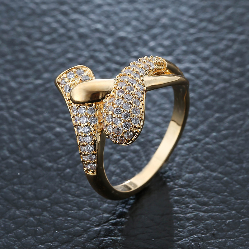 Fashionable And Popular Micro-inlaid Zirconia Rings