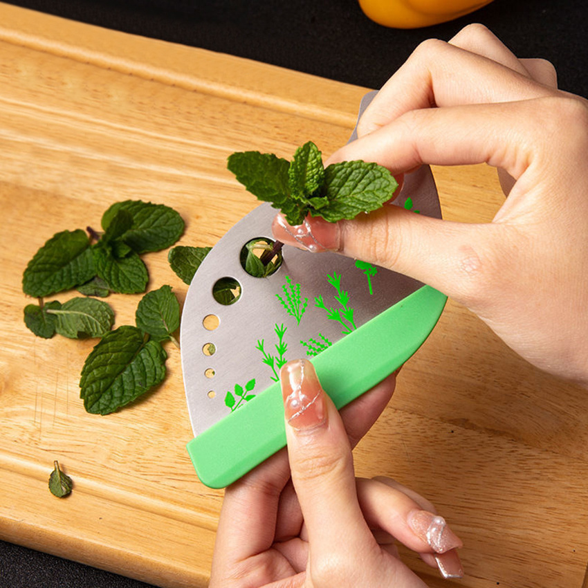 Fresh Herb Mincer Rotary Cutter Cilantro Rosemary Steel Blades