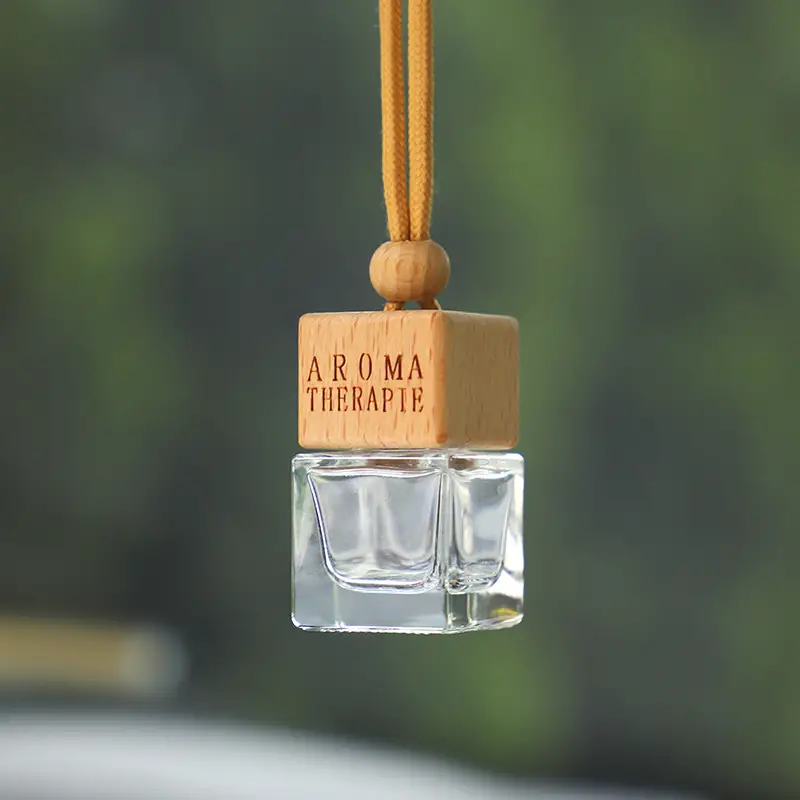 Auto hängende Glasflasche, hängender nachfüllbarer Auto-Ätherisches Öl-Diffusor  leer Glas-Parfüm-Anhänger Luft-Erfrischer-Ornament Ein Geschenk für sich  selbst / Familie / Freunde - Temu Luxembourg