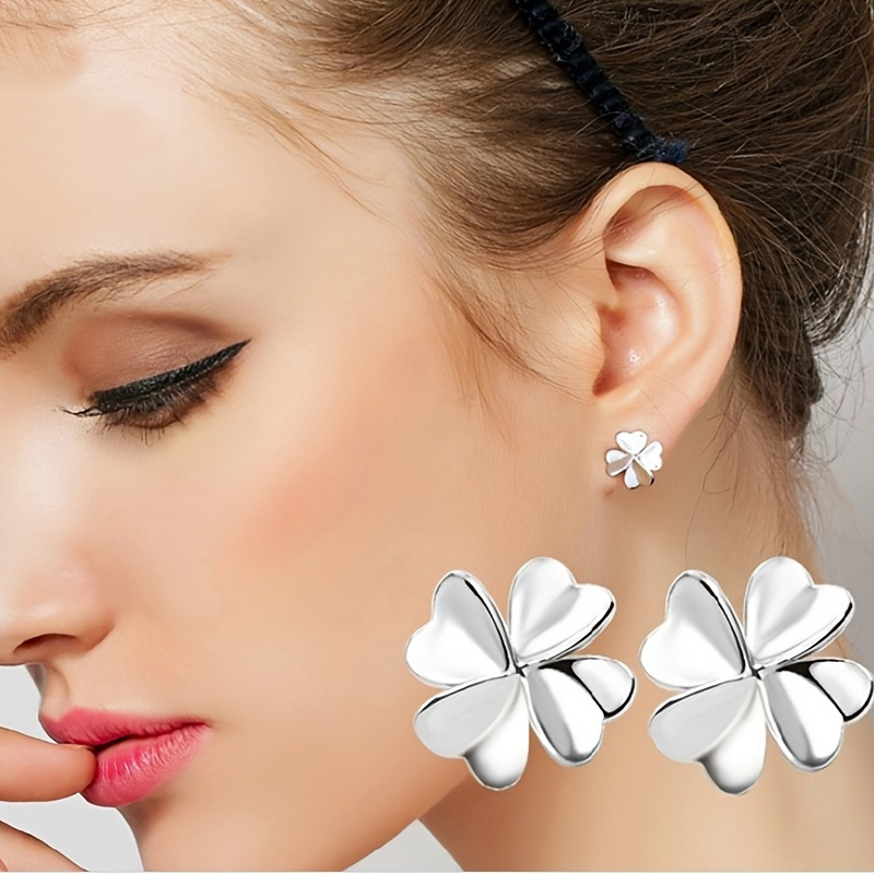 

Lucky Four-leaf Clover Stud Earrings Birthday Gift For Women