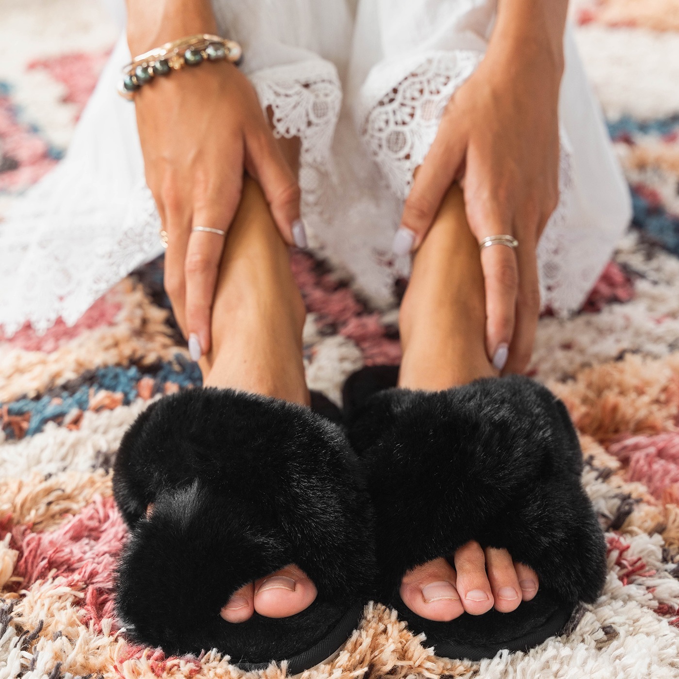 Black fluffy cross discount slippers