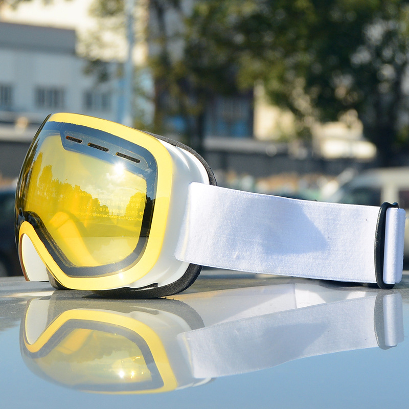 Occffy Gafas de Esquí Máscara Gafas Snowboard Antivaho OTG Gafas de Nieve  para Hombre Mujer Protección UV Compatible con Casco Ski Goggles para  Esquí, Ciclismo, Snowboard : : Deportes y aire libre