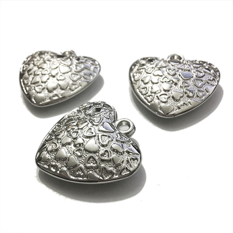 Heart Charms Silver Filigree 1/2 inch Jewelry Lot of 20