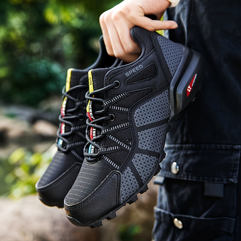 Zapatillas de trekking para hombre Sacañet negro Protección contra la  humedad