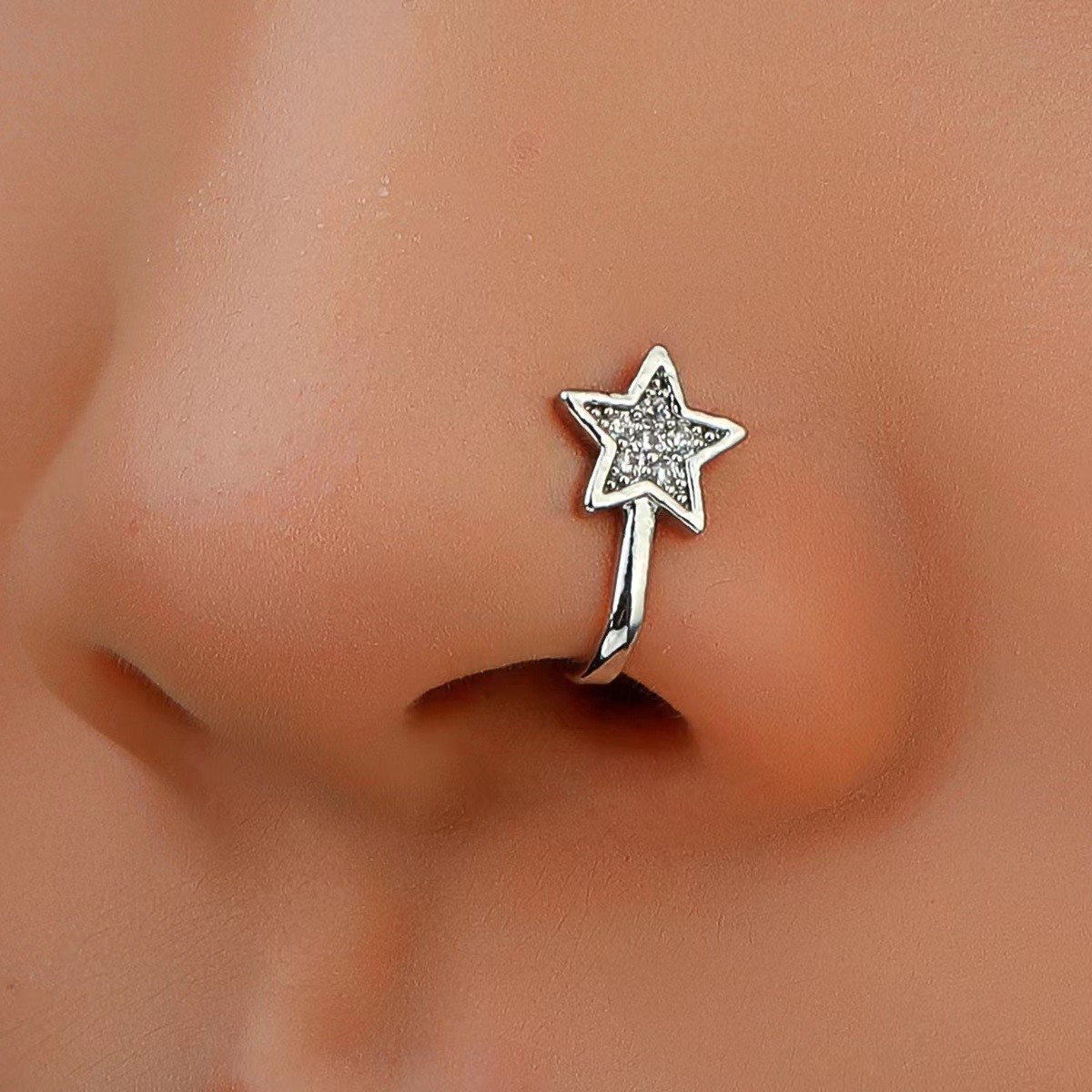 Quartz Star Rhinestone Nose Clip