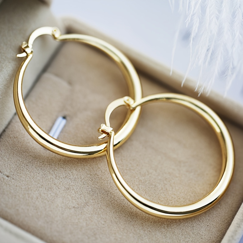 

Big Circle 18k Gold Plated Hoop Huggie Earrings Simple Design For Women Girls Party Holiday Gift Ideas