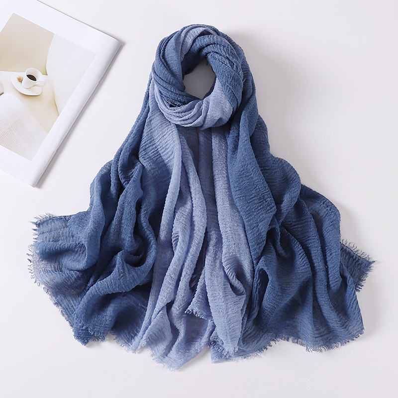 Gradient color water pattern cashmere scarf