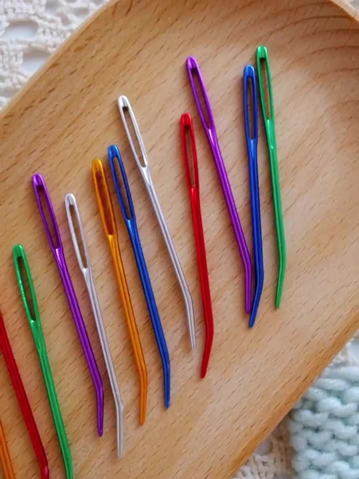 Plastic Tapestry Needles 2 3/4 (5), Multi-Craft Equipment - Halcyon Yarn