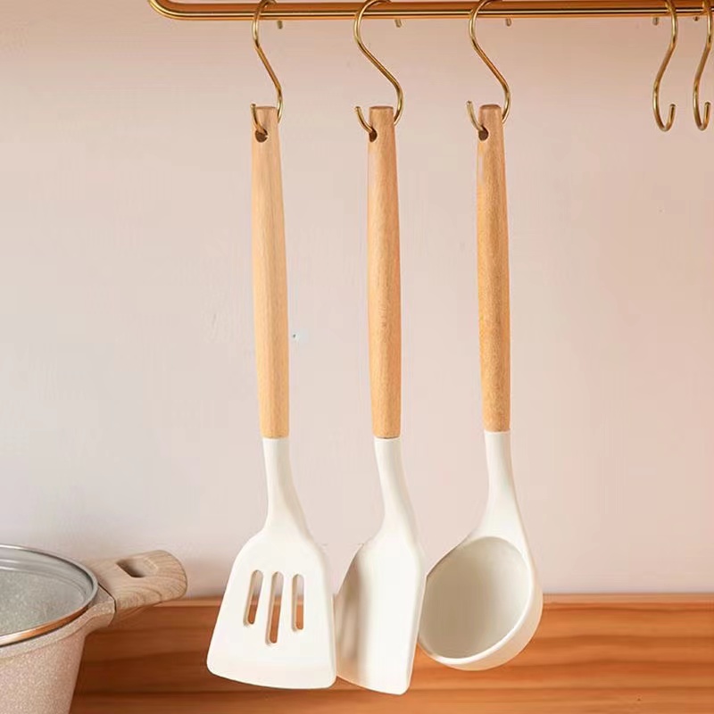 Silicone Spatula Spoon With Wooden Handle, High Temperature Resistant  Non-stick Kitchen Utensils, Suitable For Fish, Biscuits, Eggs, Pancakes,  Cooking - Temu