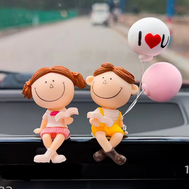 Decoración de coche de acción de pareja de dibujos animados, lindos adornos  para coche, accesorios para carro, decoración interior del automóvil lindo