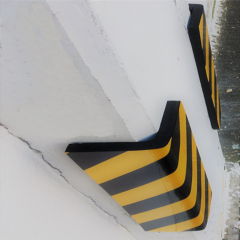Spurtar Protection murale de garage - 200,7 x 20,3 x 5/8 (15 mm) - Protection  de porte de voiture autocollante ultra épaisse - Anti-collision - Tapis  ondulé - Motif allemand - Noir : : Outils et Bricolage