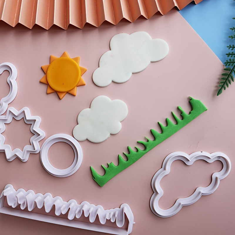 

5pcs Cloud Shaped Cake Mold, Plastic Cookie Mold, Baking Tools