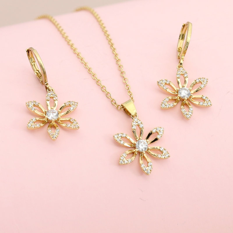 New Sunflower Pendant Necklace for Women, Girl, Jewelry Gift