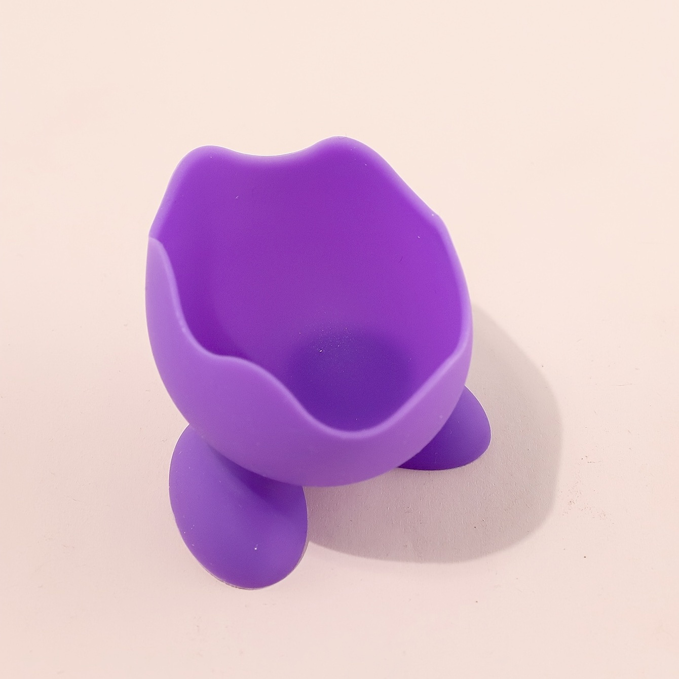 Plastic Powder Puff Drying Holder Egg Stand Beauty Pad Makeup Sponge 