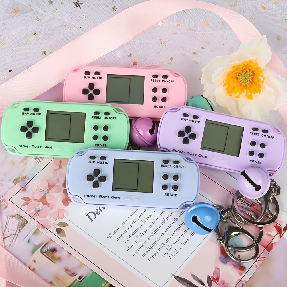 Mini Russian Keychain Classic Game Console Keychain Handheld Video Game Key Rings Decoration