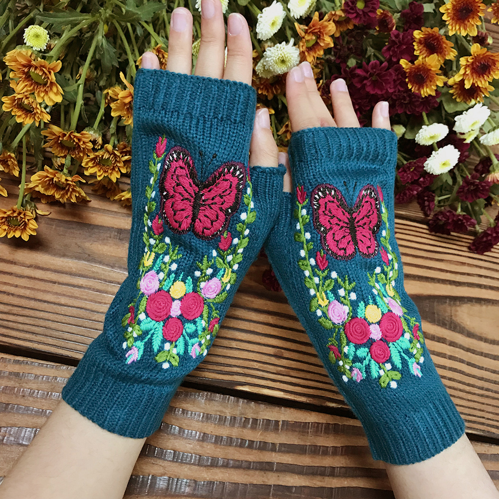 BOOMILK Fingerless Gloves for Women Warm Winter Trendy Bird Embroidery Knit  Warm Fleece Outdoor Gloves Wine Red 