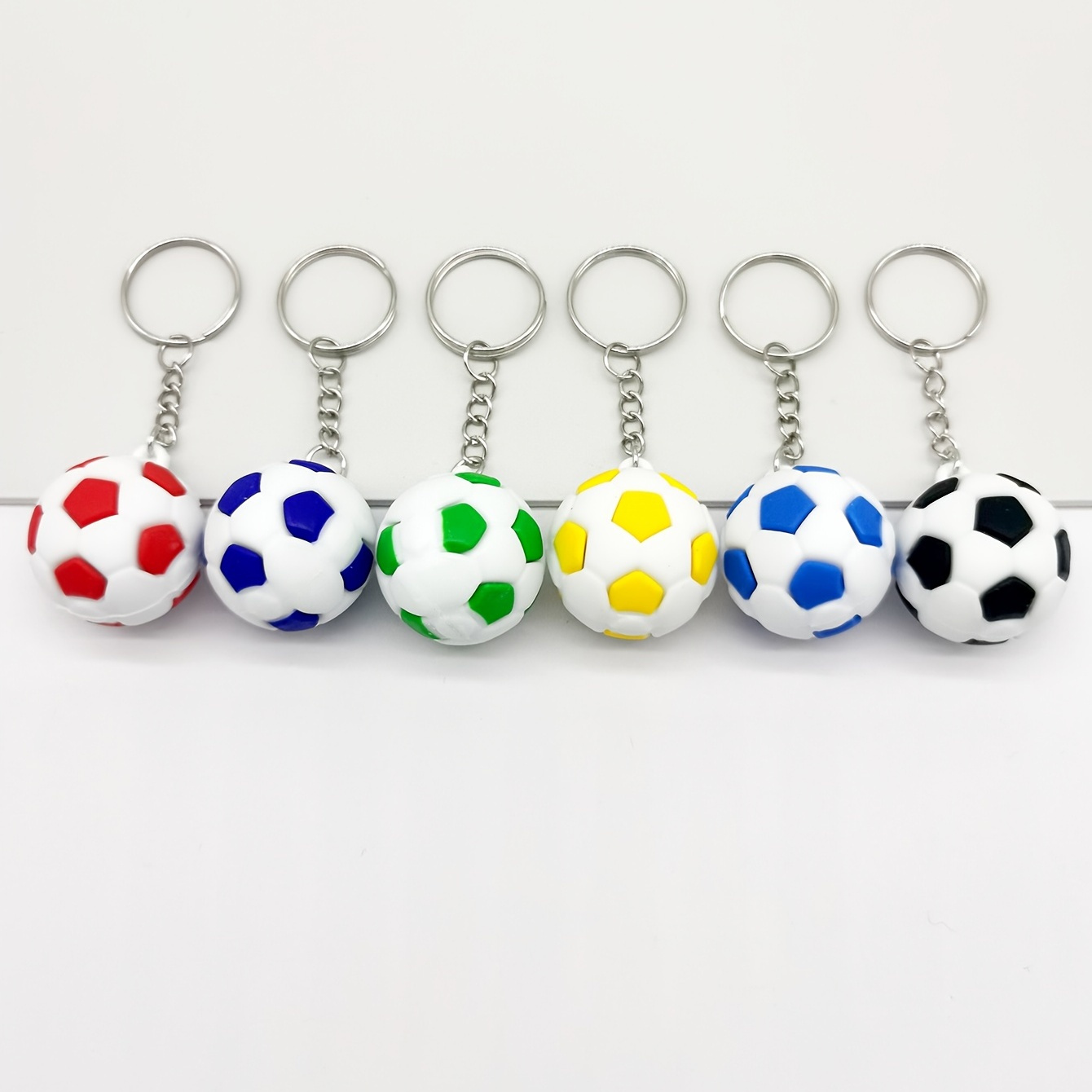 

6 pièces PVC Football porte-clés sport pendentif sac porte-clés ornement sac sac à main breloque accessoires