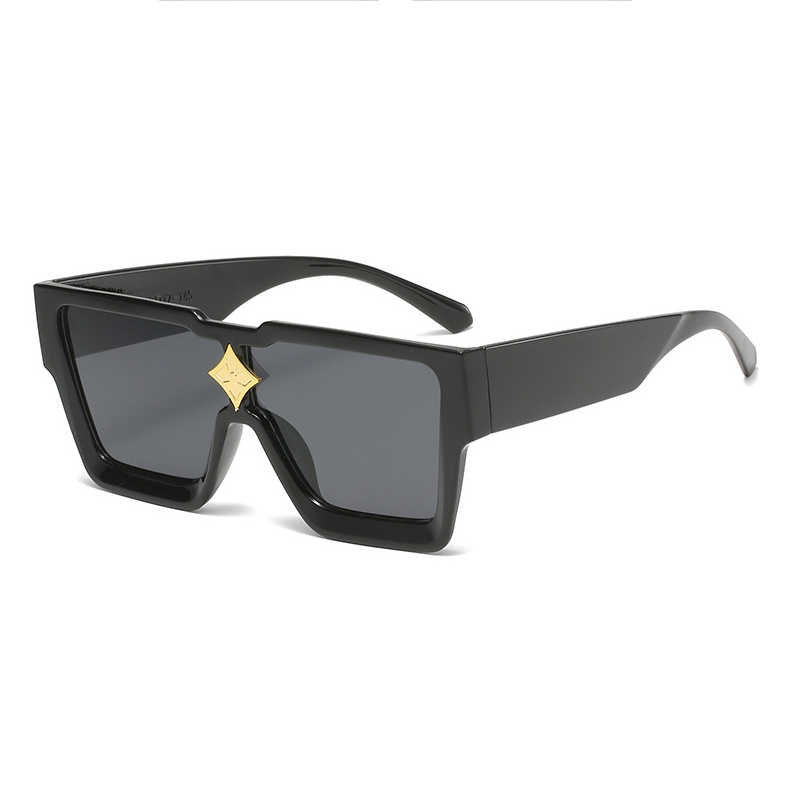 Louis Vuitton Mens Sunglasses XoXo  Louis vuitton mens sunglasses, Mens  sunglasses, Sunglasses