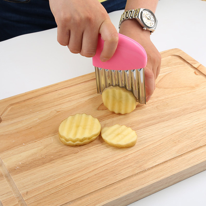 Stainless Steel Potato And Vegetable Crinkle Cutter - Effortlessly Create  Wavy And Chip-sized Potatoes, Carrots, And More - Perfect For French Fries  And Salads - Kitchen Gadget And Tool - Temu