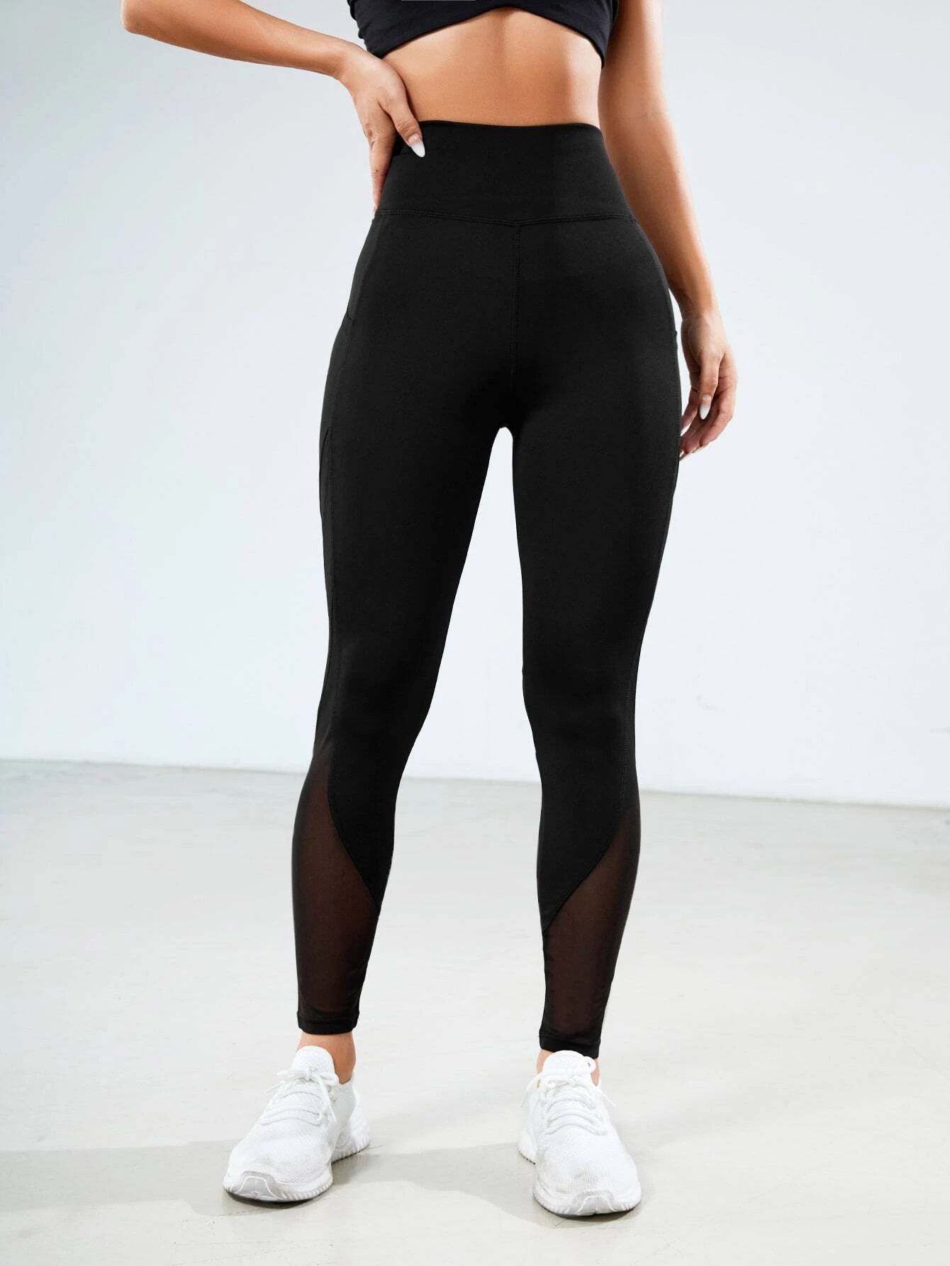 Training Mesh Pocket Leggings