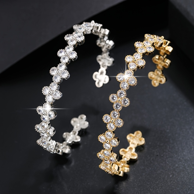 

Fashion Classic Four-leaf Clover Micro-paved Aaa Zircon Open Bracelet Plated Holiday Style
