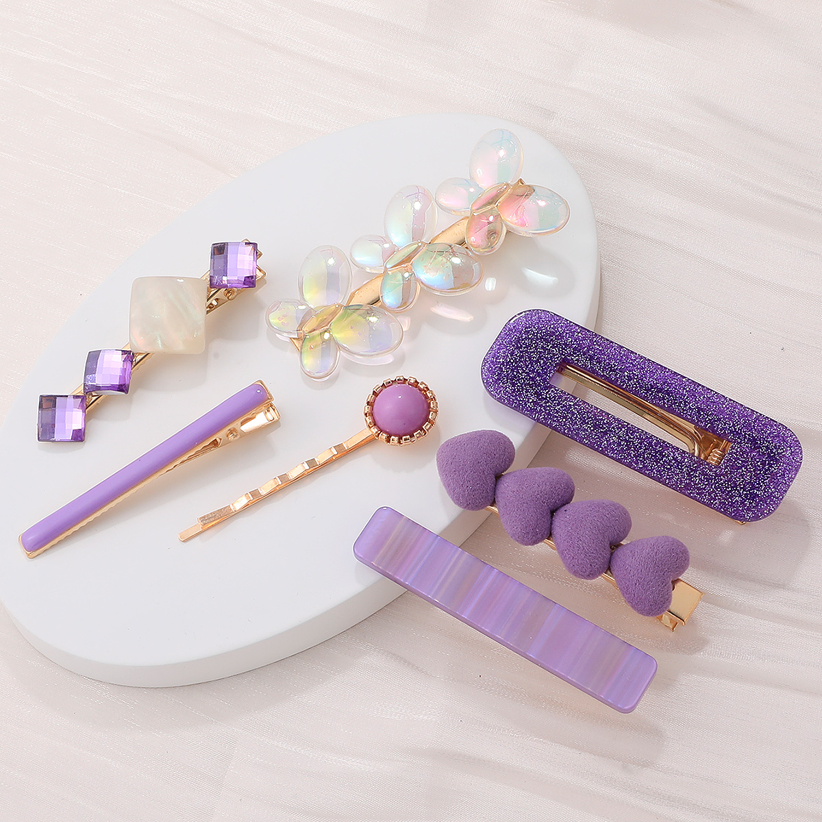 Image of 7pcs Multicolor Heart Hair Clips With Plate Edge