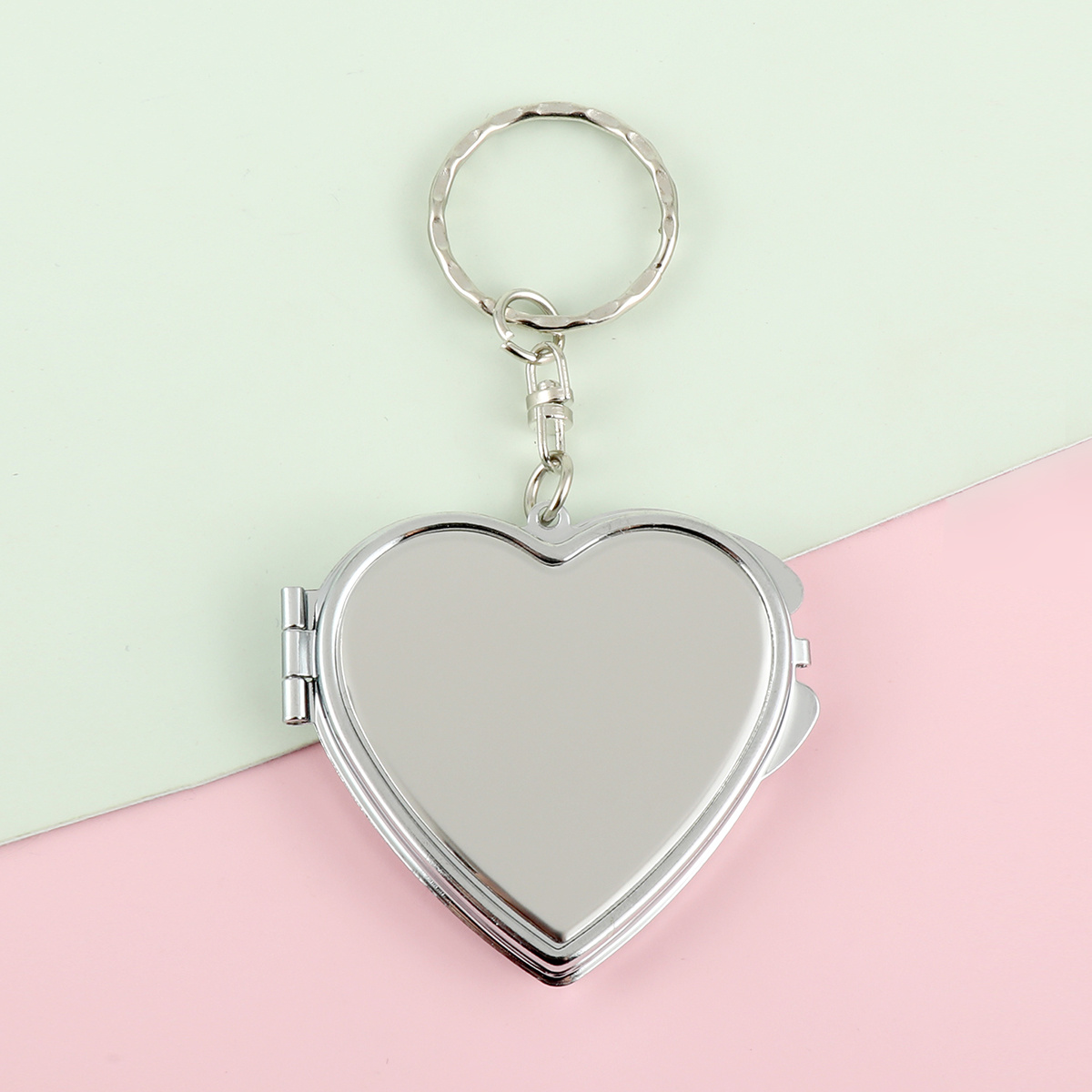 Image of 1pc Love Double Sided Mirror Keychain For Mom Daughter Sister Friend Teacher Holiday Birthday Party Party Pocket Or Wallet Must Have, Perfect Gift Idea