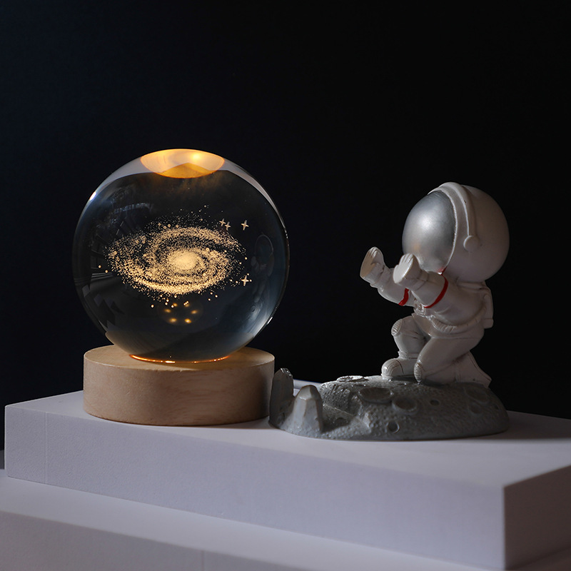 1pc 3D Crystal Ball Night Light Yellow Warm Light, Night Light With Galaxy & Planet Pattern For Birthday Gift