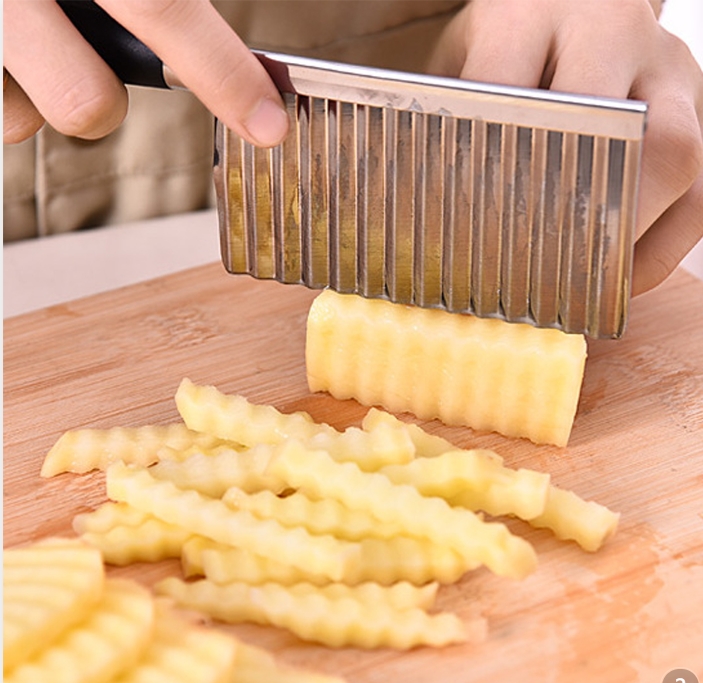 Stainless Steel Potato Chip Cutter Wave Knife Wavy Edge Slicer Blade  Corrugated Cutter Potato Wedge Cutter Wave Edge Fruit Slicer Kitchen Tool