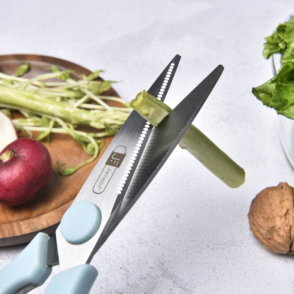 Material Good Shears - Stainless Steel/Grey, Kitchen & Coffee