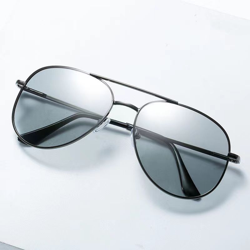 Mens Sunglasses Driving Fishing Smart Color Changing Polarized Sunglasses  3026 Classic Style Sunglasses Ideal Choice Gifts - Jewelry & Accessories -  Temu Republic of Korea