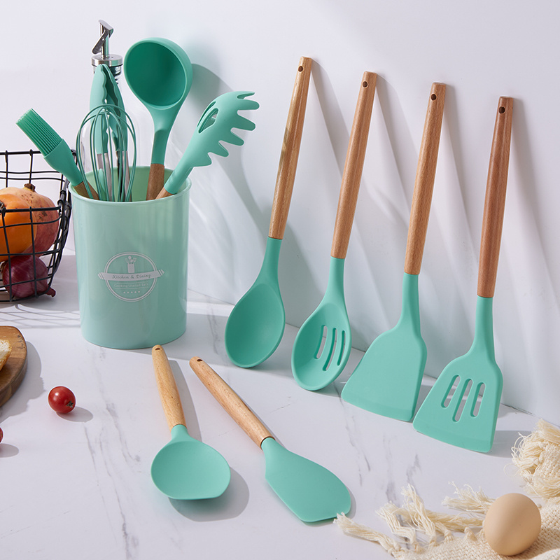 Dropship 33pcs Set Wooden Handle Silicone Kitchen Utensils 33 Pieces Set  Silicone Spoon Shovel Kitchen Gadgets Set Silicone Kitchen Utensils to Sell  Online at a Lower Price