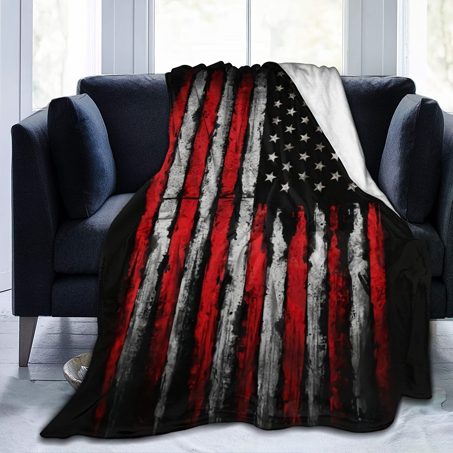 1pc Unique Flannel Throw Blanket, Red & White Grunge Distressed American Flag Pattern Throw For Better Relaxing, Anti-Static Air Conditioning Blanket