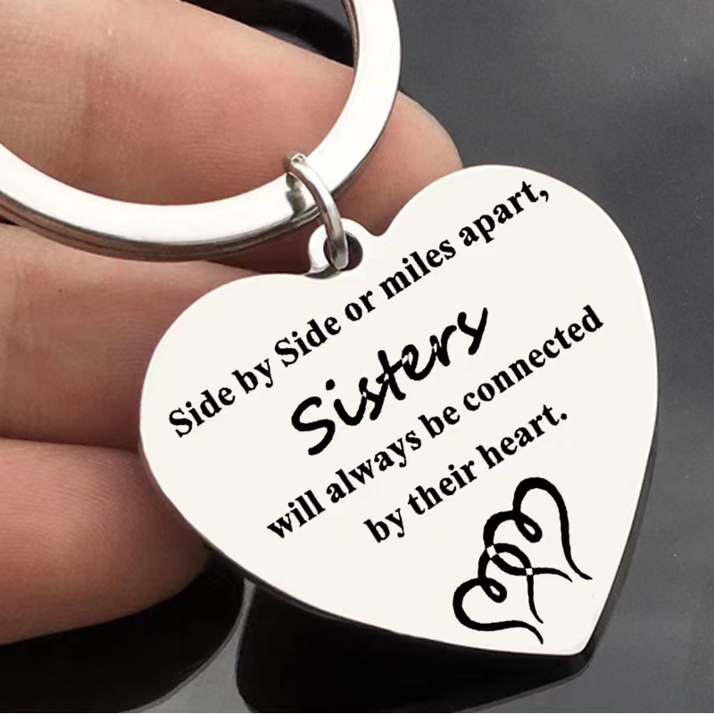 VERDY'S GIFT SHOP 伊勢丹 HEART KEYCHAIN-