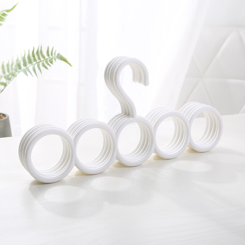 3-pack Durable Plastic Scarf Hangers, 5-hole Non-slip Space Organizer For Ties, Underwear, And Socks, Multi-functional Closet Accessory
