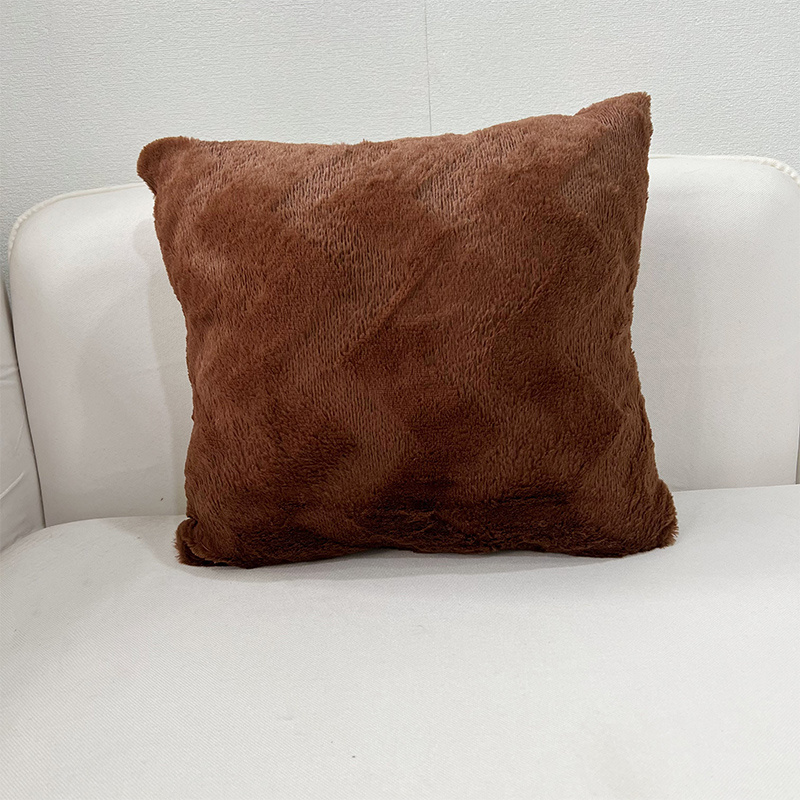 Faux fur hotsell pillow covers 18x18