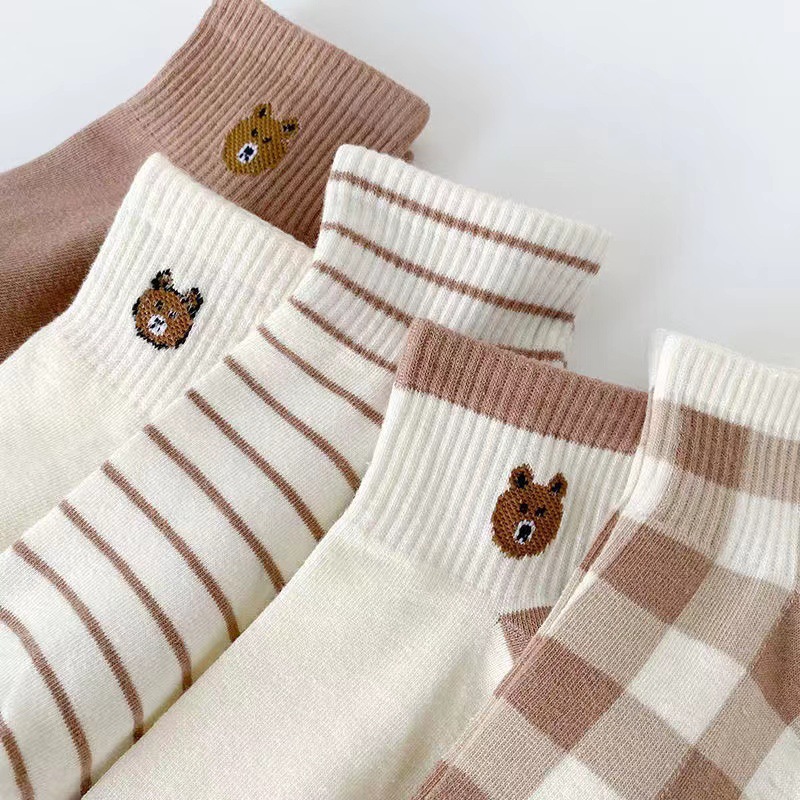 Five Pairs Women'S Cute Bear Socks - Soft Animal Pattern Short Socks in Beige, Brown, and White Stripes, Perfect for Casual Attire, Cute Socks