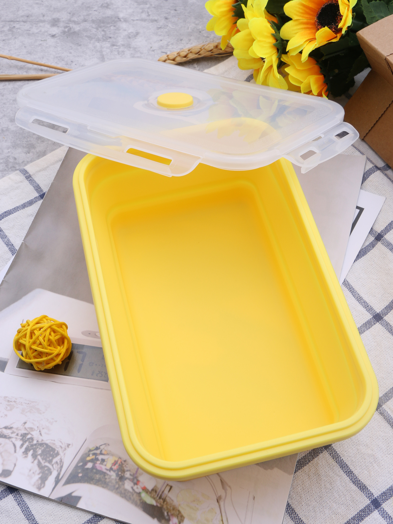 Summer Camping Outdoor Lunch Box Foldable Platinum Silicone Lunch Box