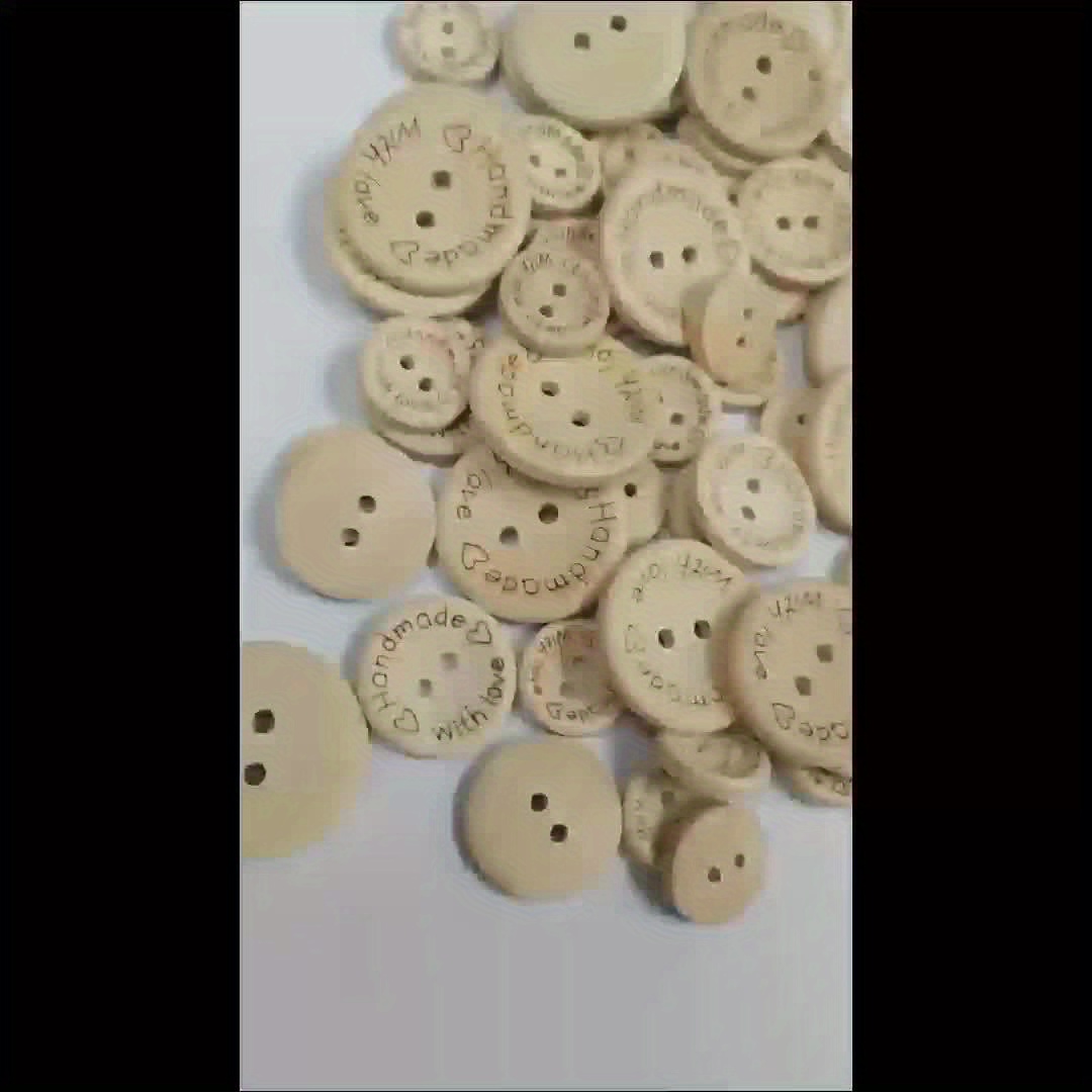Zeyune 200 Pcs Heart Buttons Wooden Buttons in Bulk Valentine's Day Buttons  for Crafting Wooden Buttons for Crafts with 2 Holes Vintage Mixed Sewing