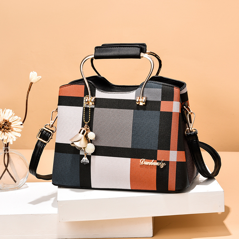Bi-color Frayed Plaid Pattern Denim Clutch Bag With Contrast Color