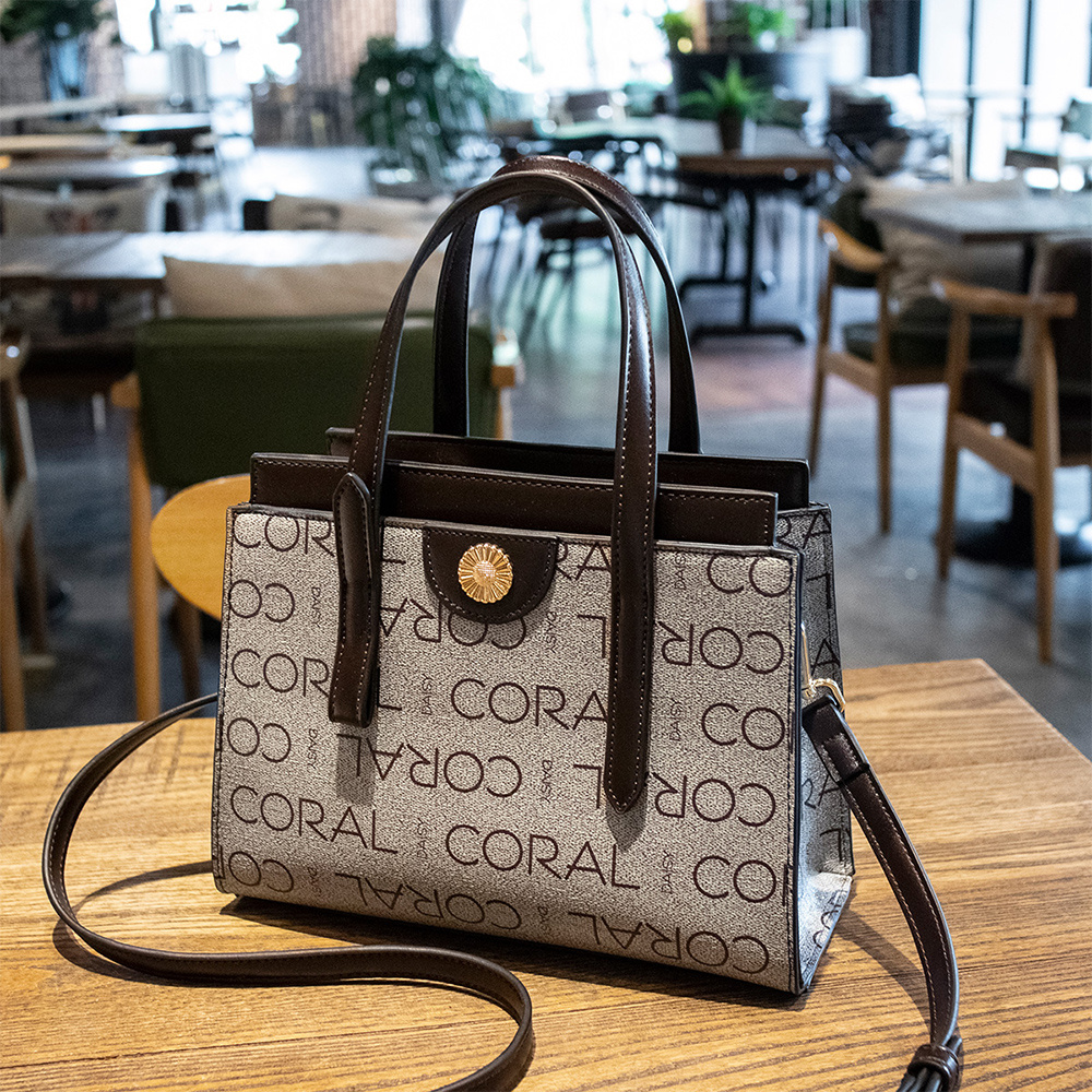Fashionable Printed Large-capacity Handbag, Shoulder Bag, Messenger Bag And  Small Purse Wallet Set - Temu