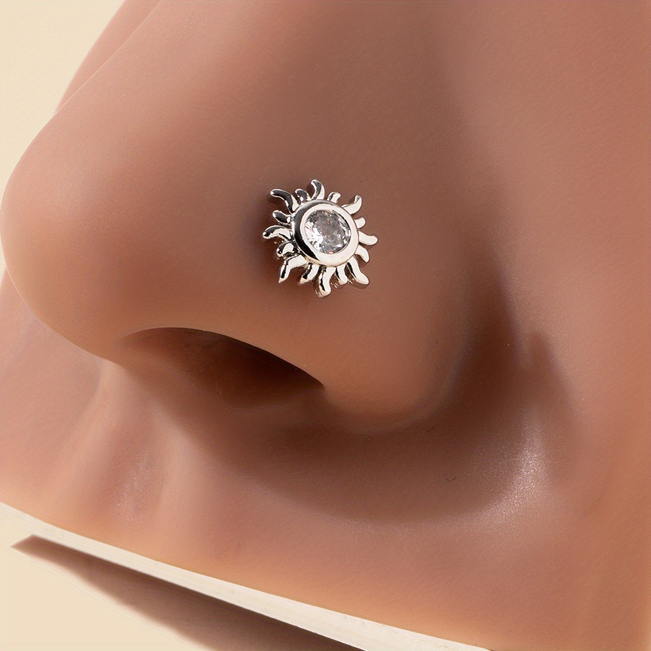 Sun nose store ring